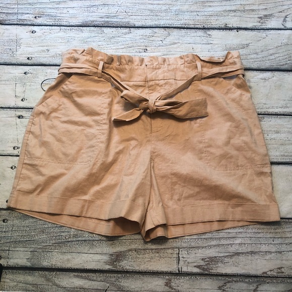Ava & Viv Pants - NWOT Ava & Viv tan Belt paperback shorts 20W